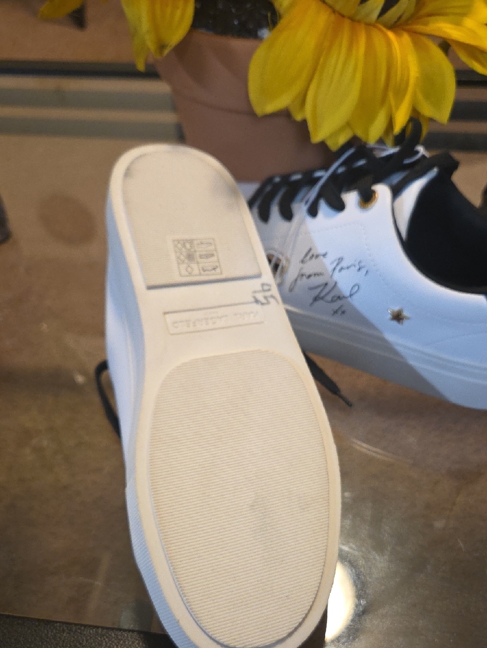 Karl Lagerfeld White and Black Signature Low-Top Sneakers - Picture 3 of 4